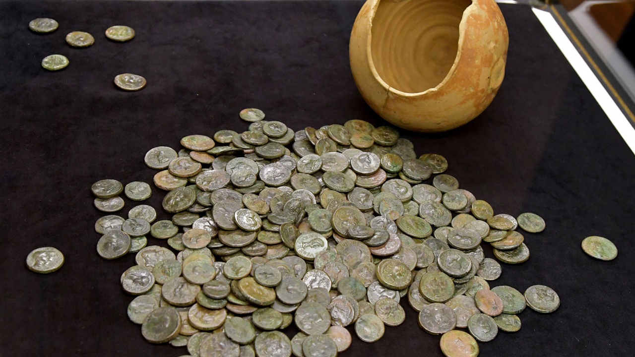 Иззеха монети и предмети с културно-историческа стойност в Русе 