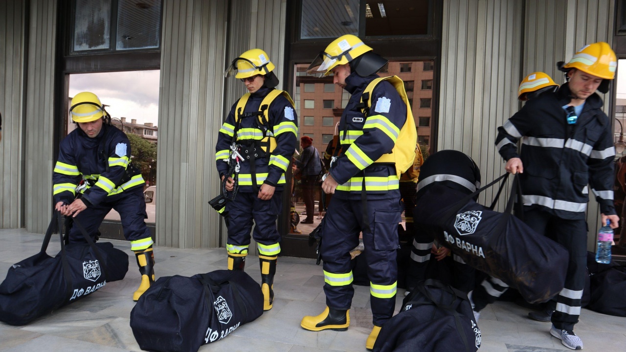 ЮЗДП награждава свои служители и доброволци, участвали в гасенето на горски пожари на територията на предприятието