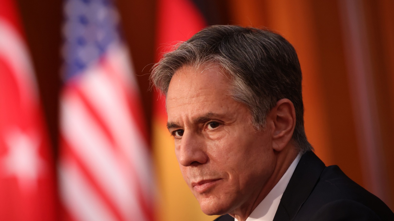 Държавният секретар на САЩ: Остава ни да евакуираме още 300 американци от Афганистан