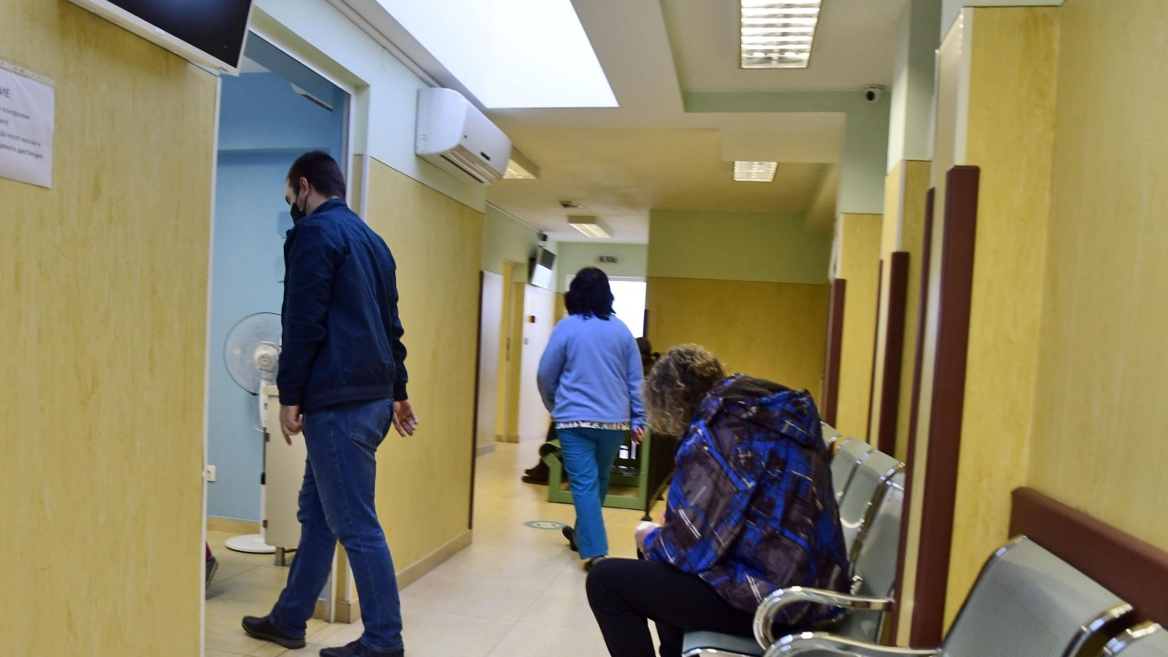 Ямболската болница е в управленска криза, посочи областният управител