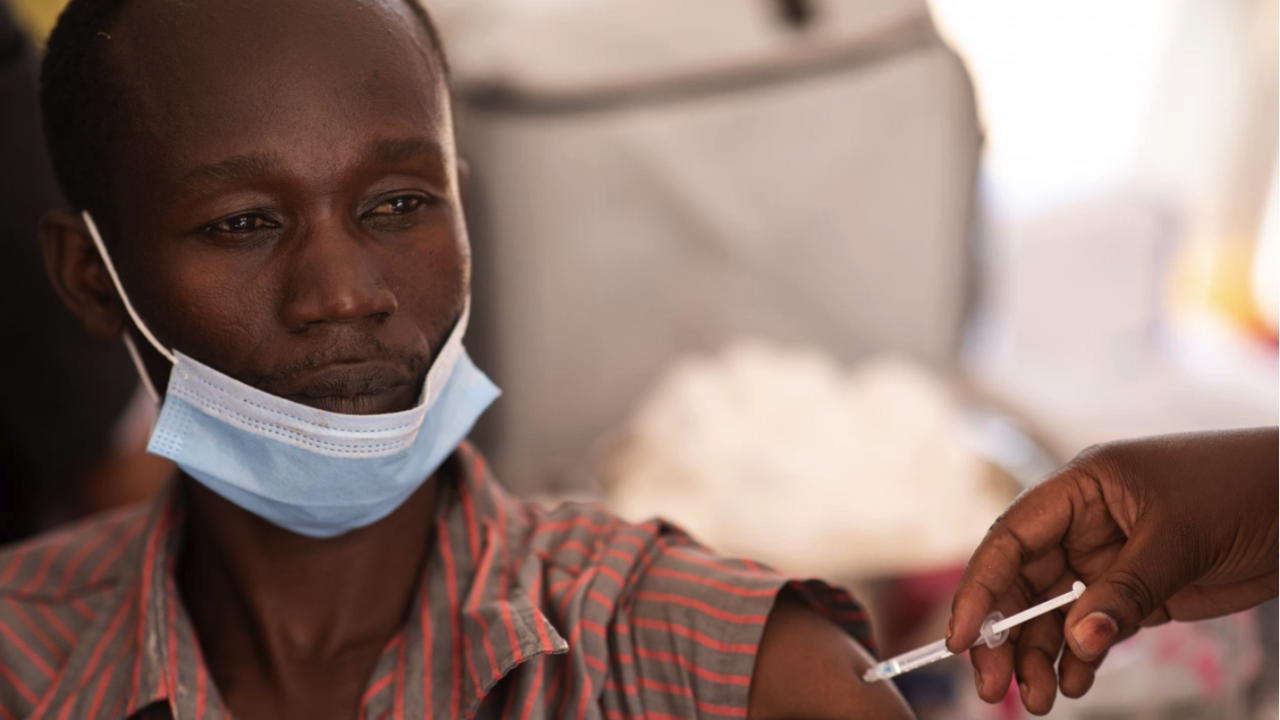 Франция ще отпусне още 10 млн. дози от ваксини срещу COVID-19 за африканските страни