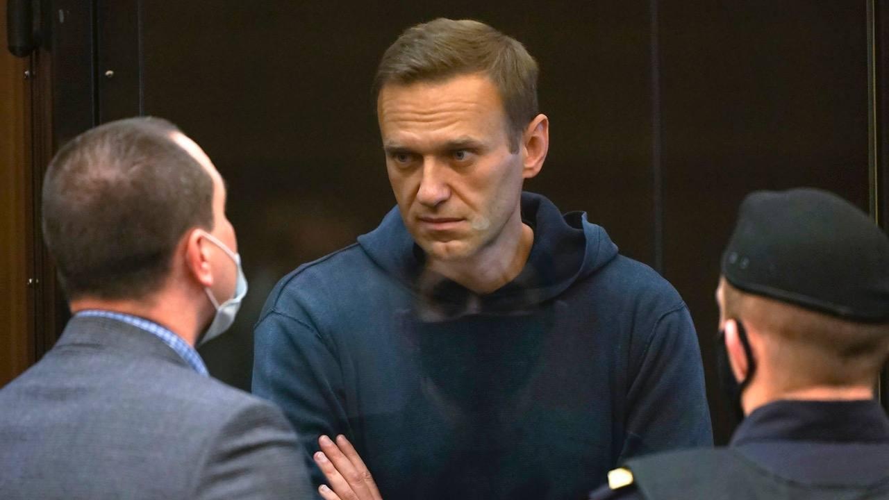 От затвора Навални призова руснаците да гласуват умно на предстоящите парламентарни избори
