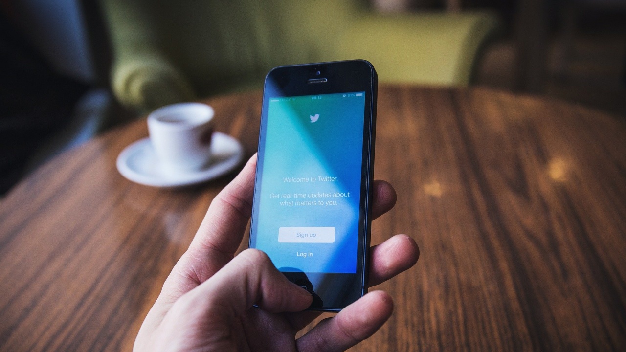 „Туитър“ въведе платени абонаменти за профилите на инфлуенсърите