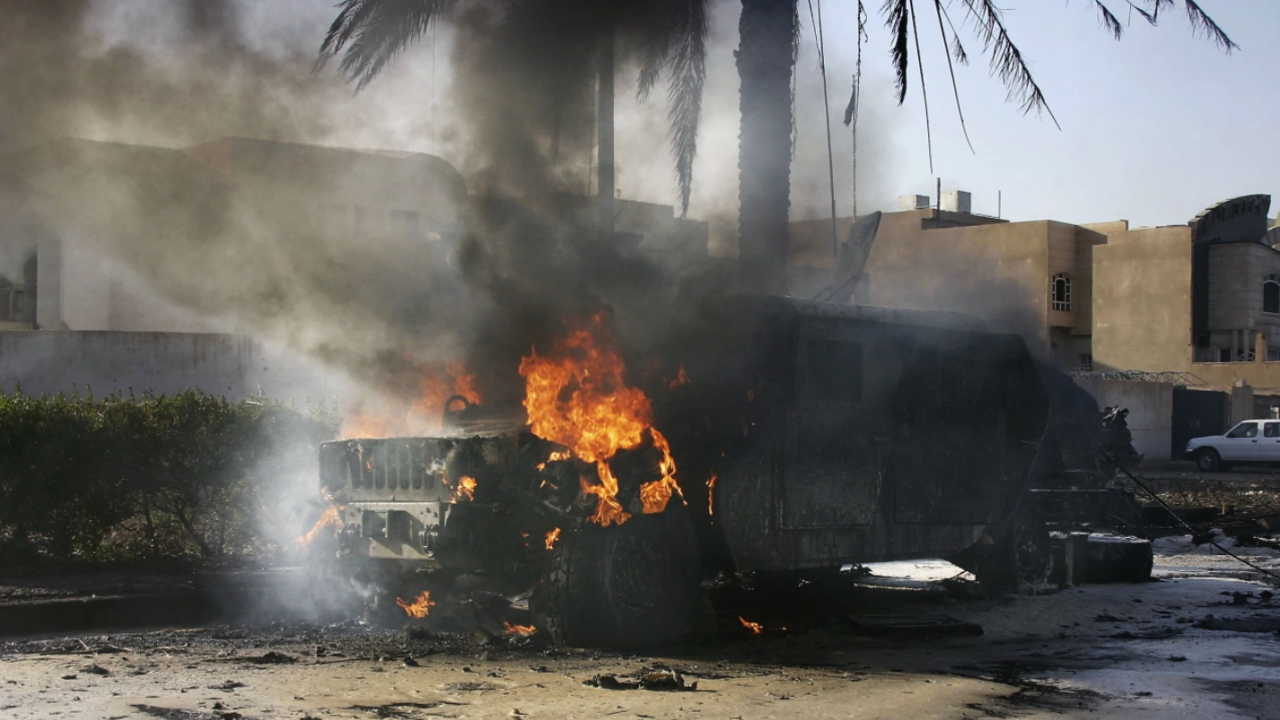 Камикадзе се взриви и уби трима военни в Пакистан край границата с Афганистан