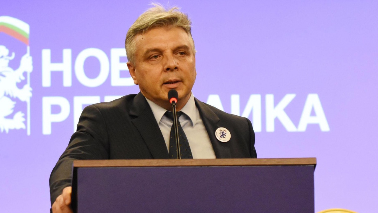 Почина основател на СДС