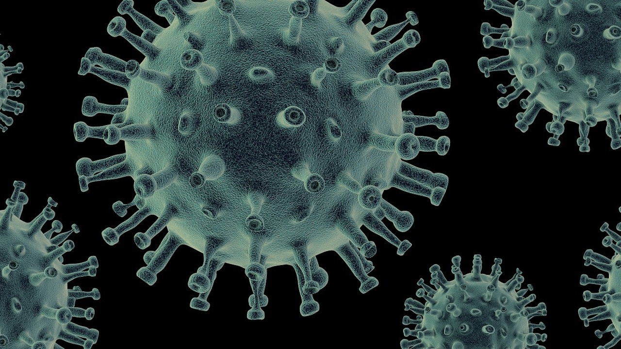 Чехия отчете най-голям брой новозаразени с коронавирус от май насам
