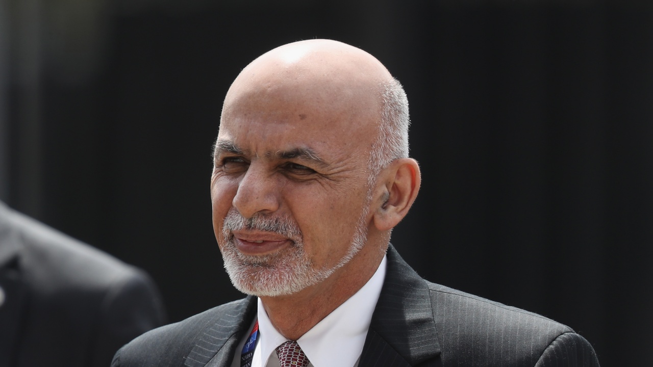 Ашраф Гани се извини на афганистанците, че не им е осигурил по-добро бъдеще