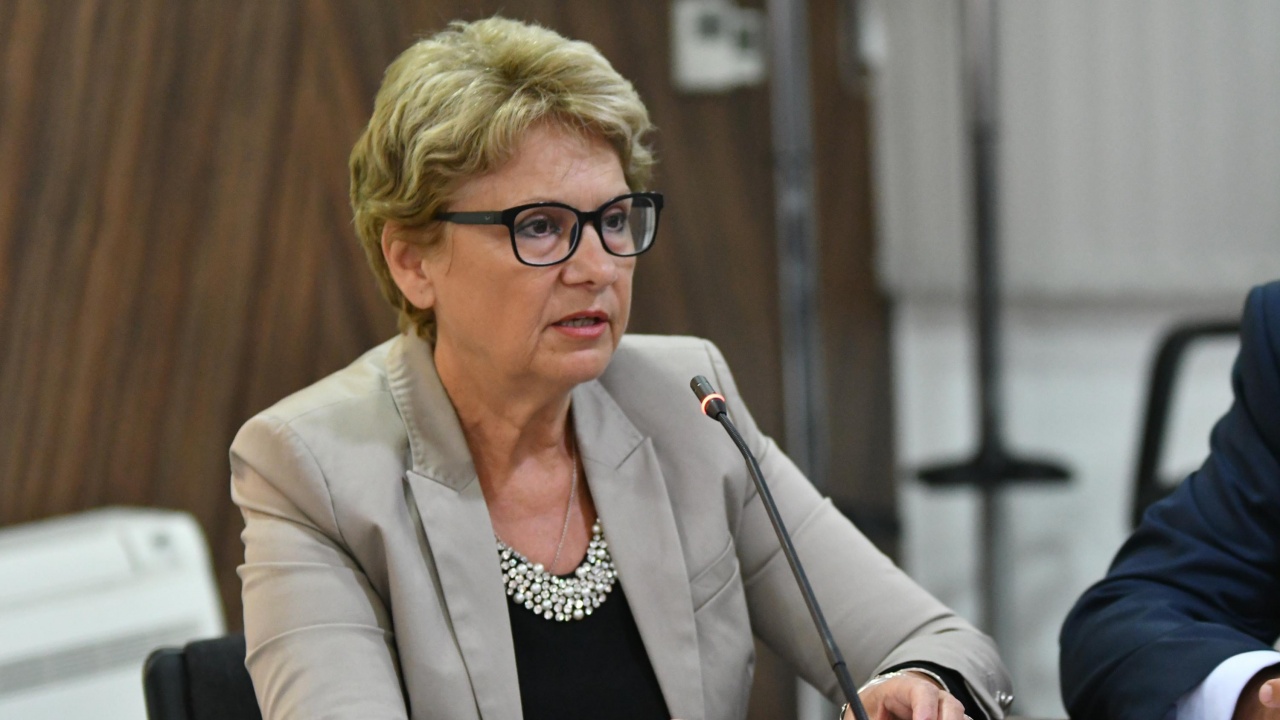 Министър Комитова към Нанков: Каня ви на дебат, огорчен сте и обърквате хората с лъжи 