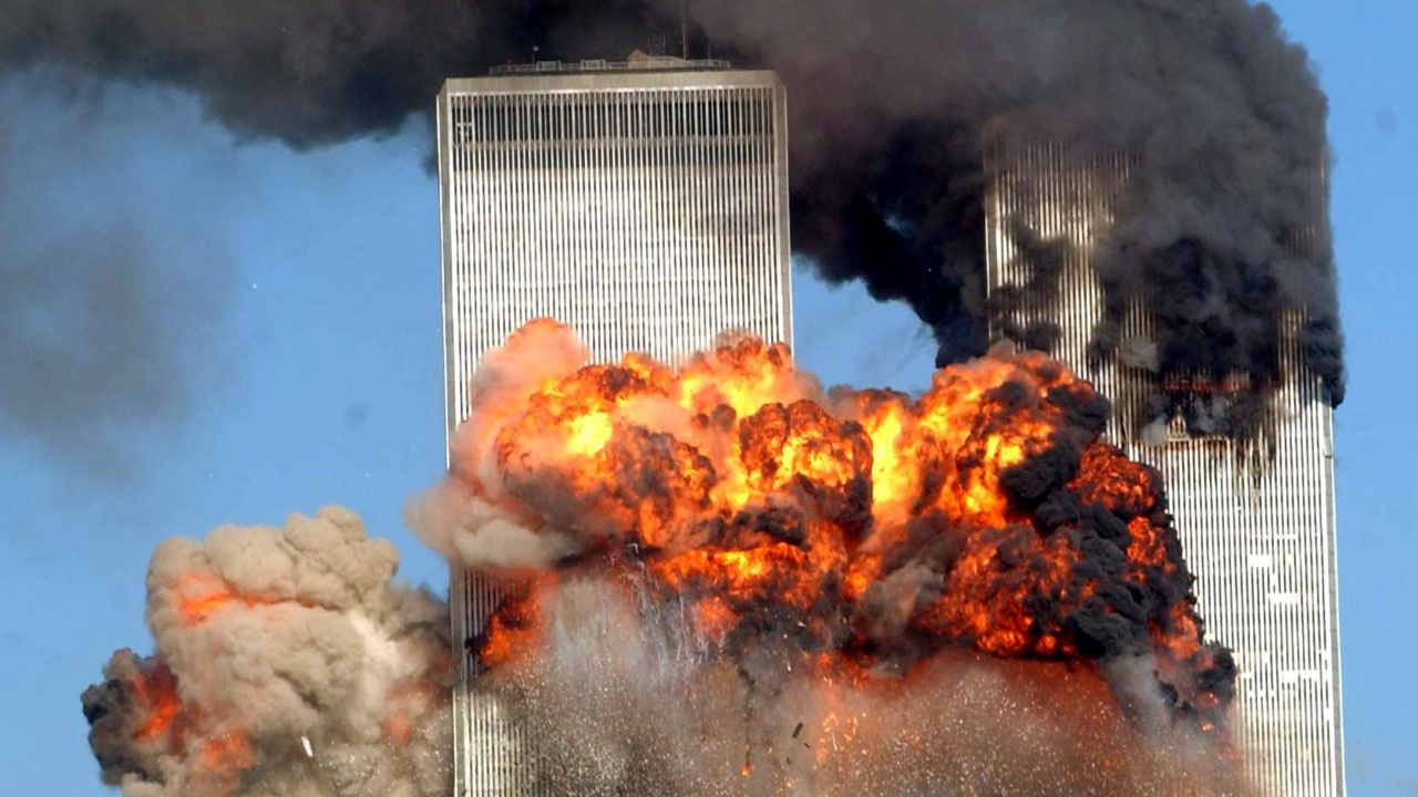 САЩ пуснаха невиждани досега снимки от атентатите на 11 септември