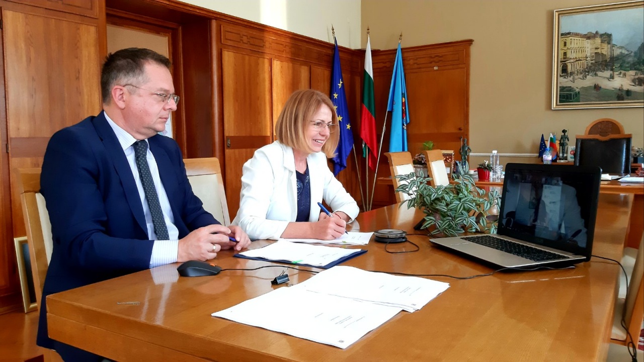 ЕИБ и Столична община подписаха договор за заем на стойност 60 млн. евро за устойчиви проекти за мобилност