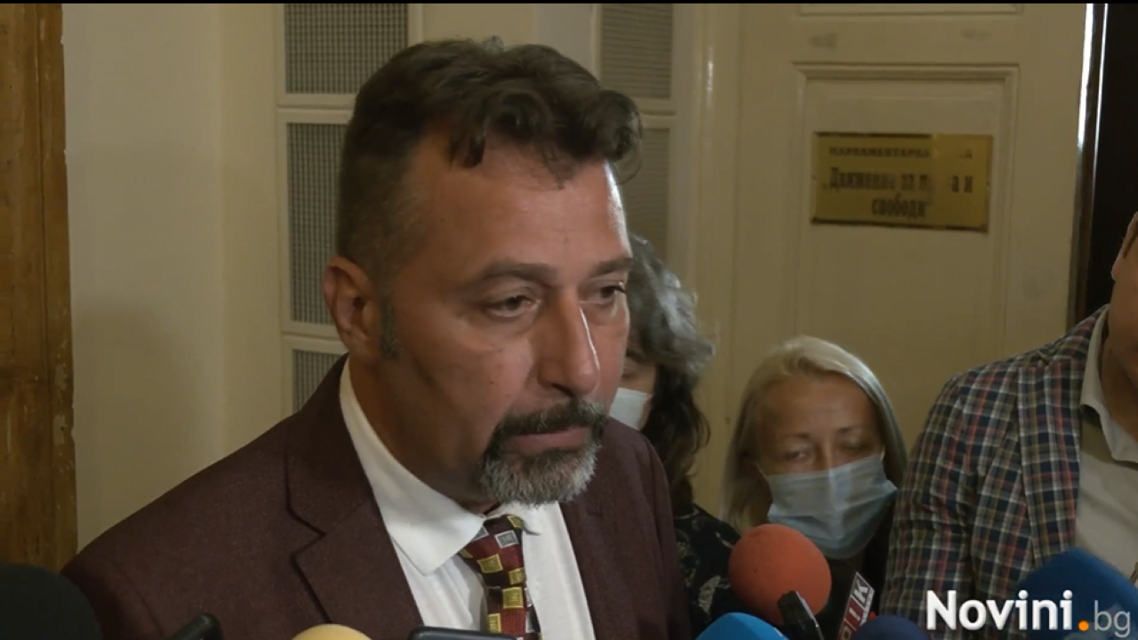 Филип Станев за проект на Петков и Василев: Не ни притеснява нито на йота
