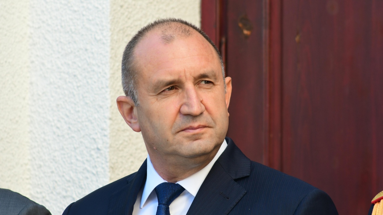 Президентът ще представи състава на новия служебен кабинет