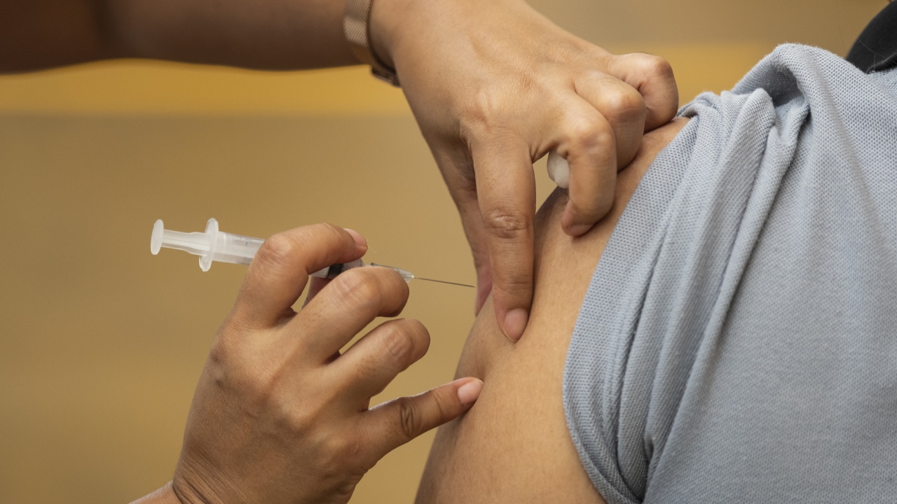 В университетите ще работят ваксинационни пунктове