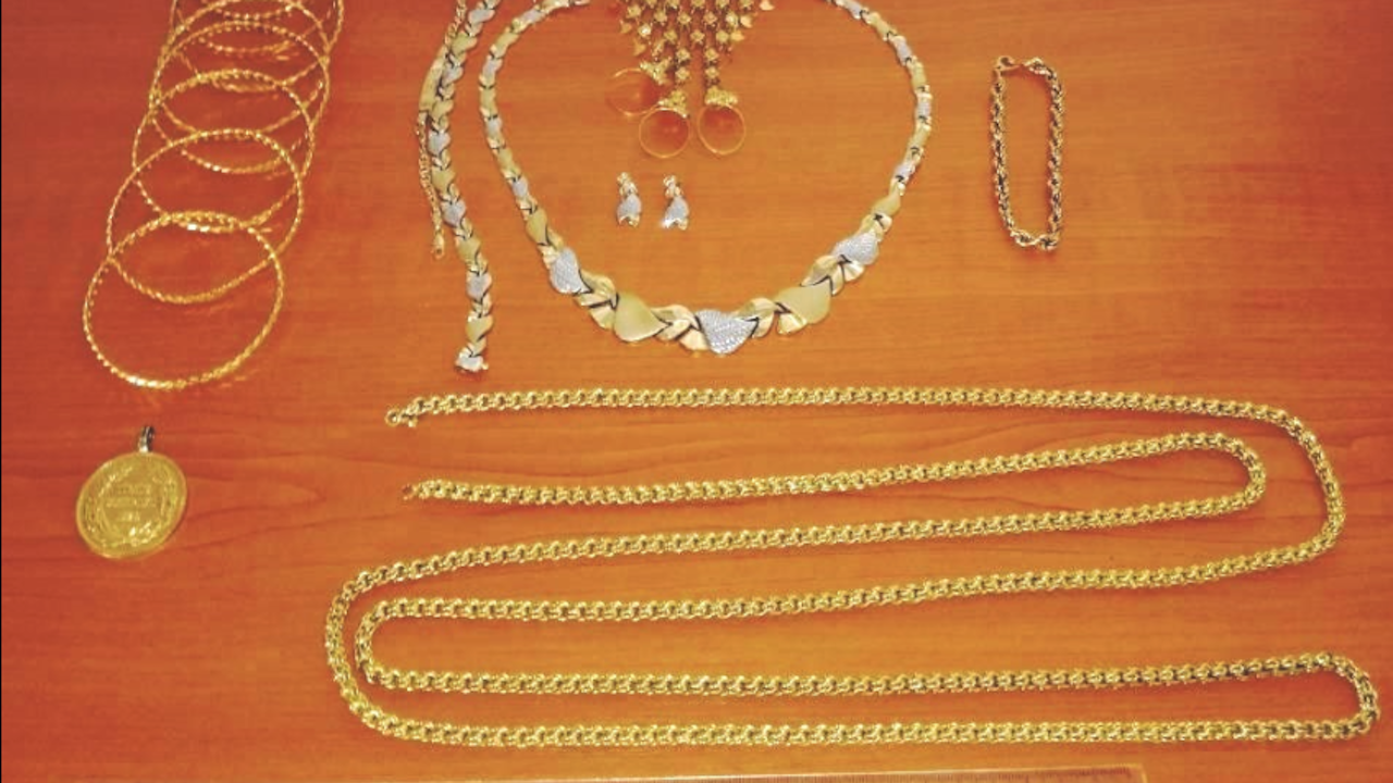 Турски гражданин обвинен за контрабанда на златни накити за близо 200 000 лева през "Капитан Андреево"