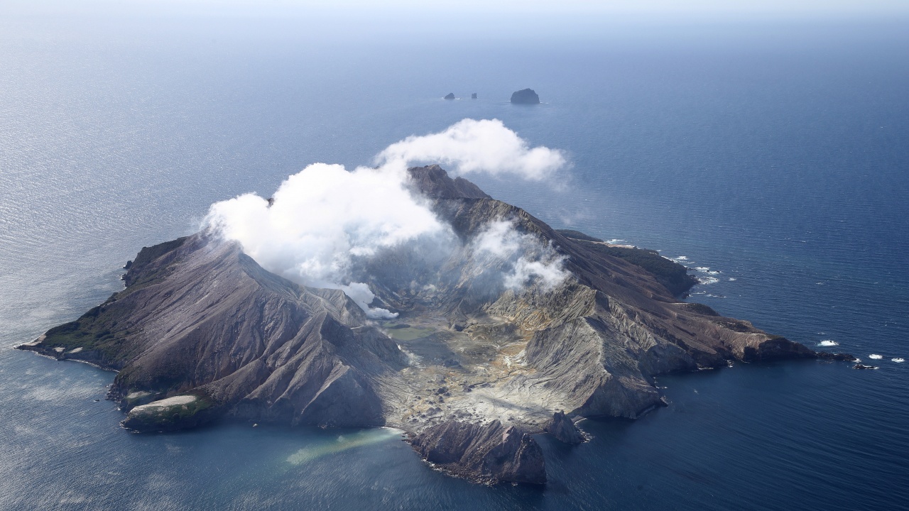 Вулкан на испанския остров Ла Палма е под наблюдение заради сеизмична активност