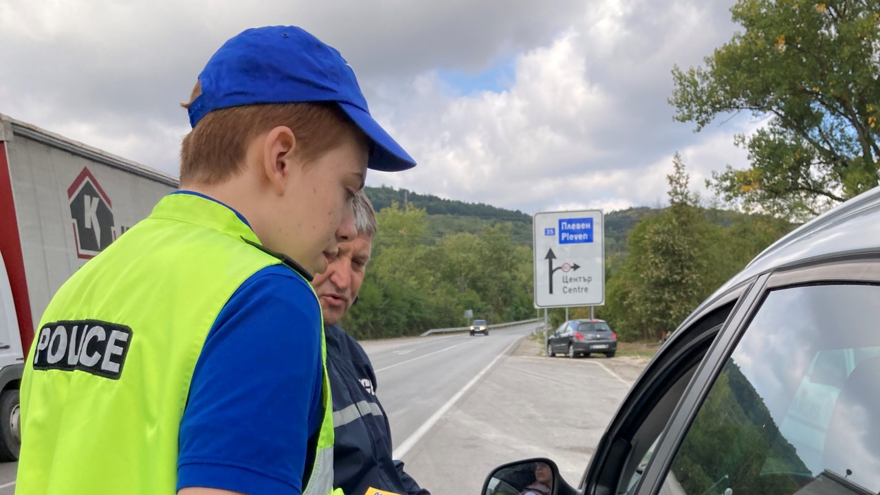 Проведе се акция за пътна безопасност в Ловеч 