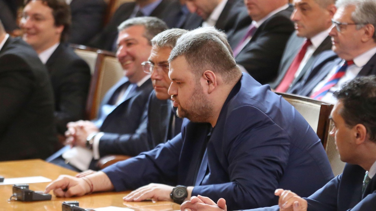 Делян Пеевски е подал втора жалба срещу наложените му санкции по закона "Магнитски"