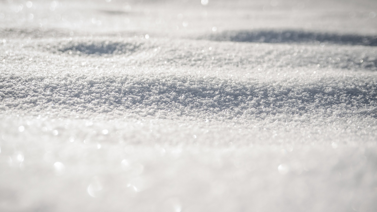 Първи сняг в Пампорово и Смолянско