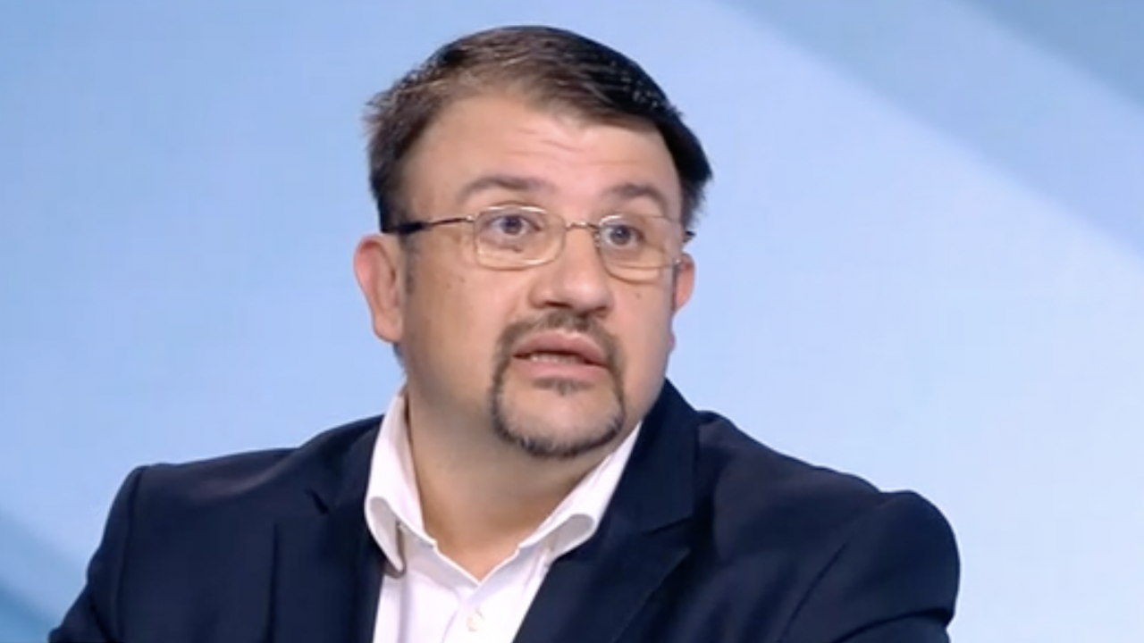 Настимир Ананиев: Страхът от Петков и Василев е много голям