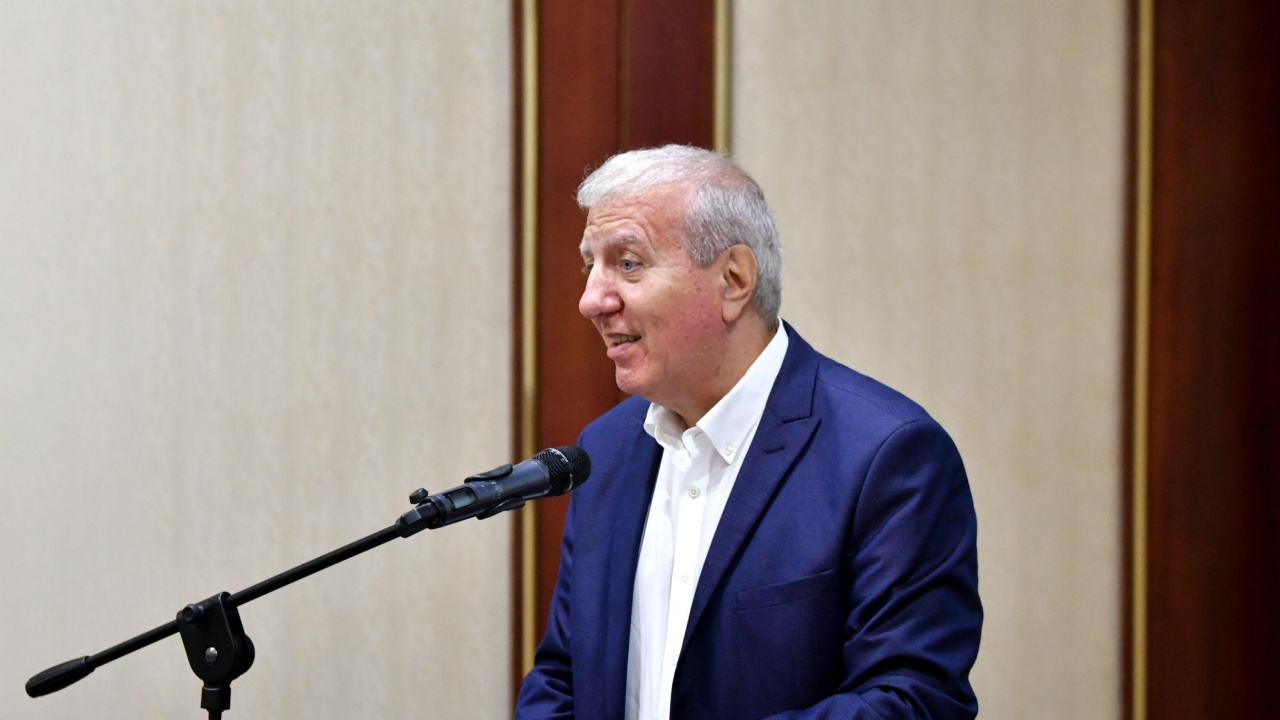 Александър Томов и Лъчезар Аврамов се регистрираха за президентските избори