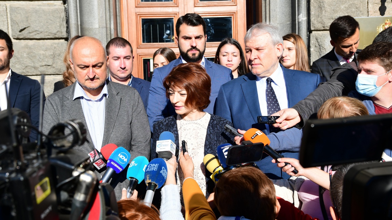ГЕРБ-СДС се регистрираха за изборите и проговориха за честността на вота