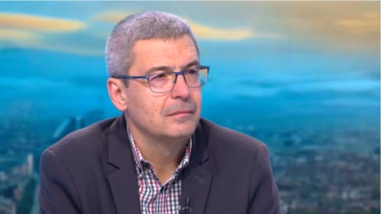 Проф. Илко Гетов: Обсъжда се увеличаване на валидността на ваксинационните сертификати