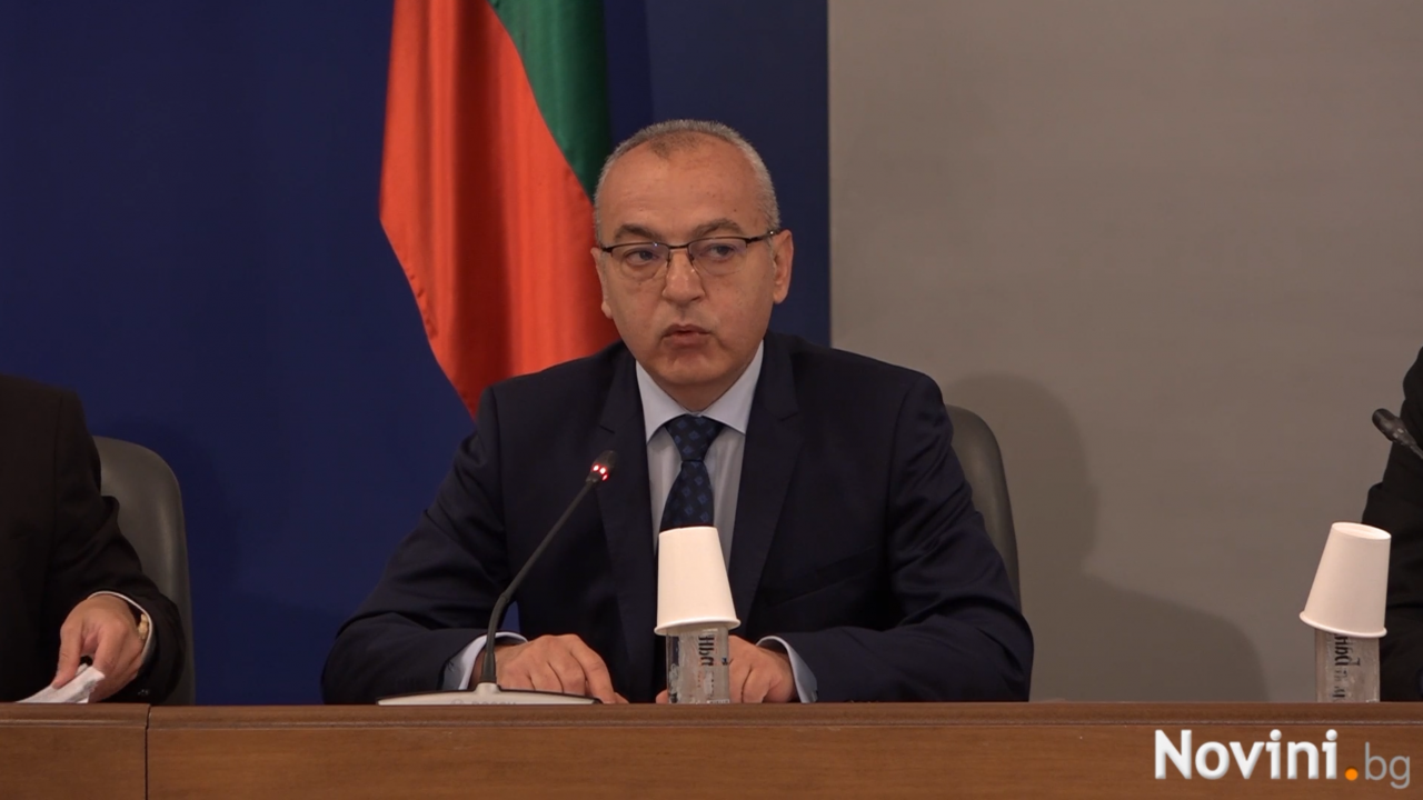 Гълъб Донев: Възрастните хора в България заслужават достойни доходи