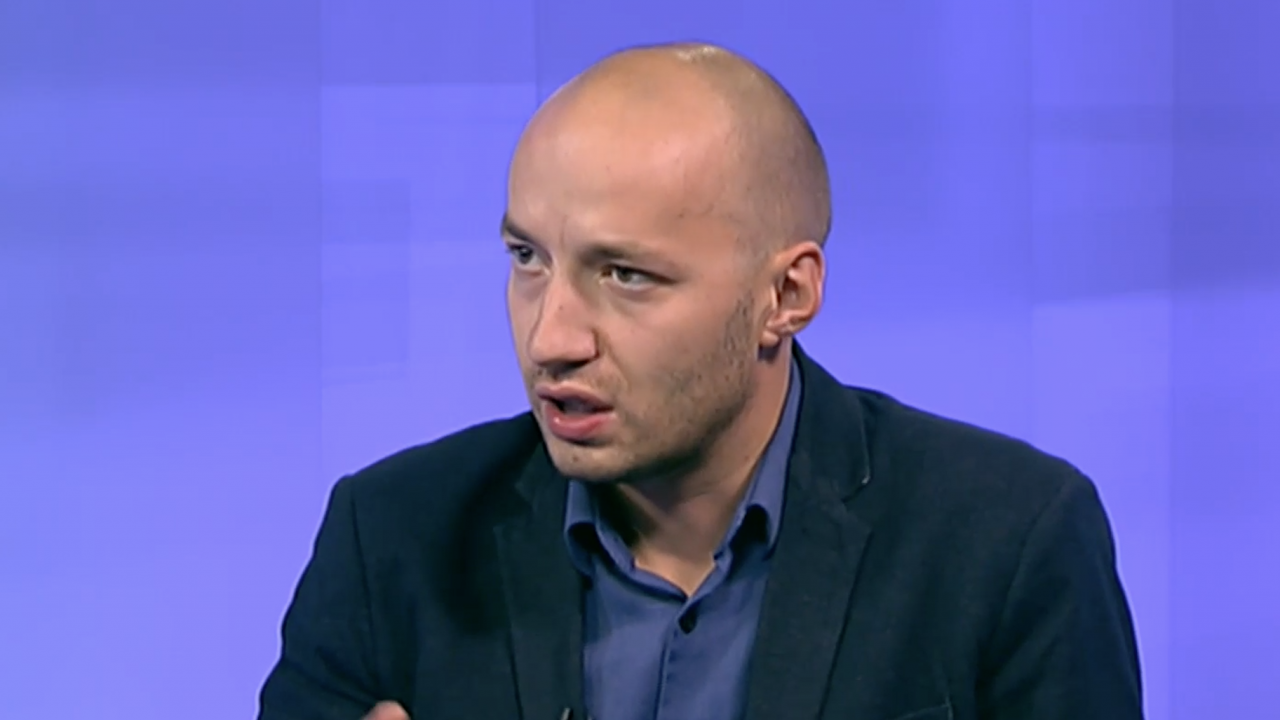 Политолог: Кандидатурата на Невяна Митева е заигравка с Румен Радев