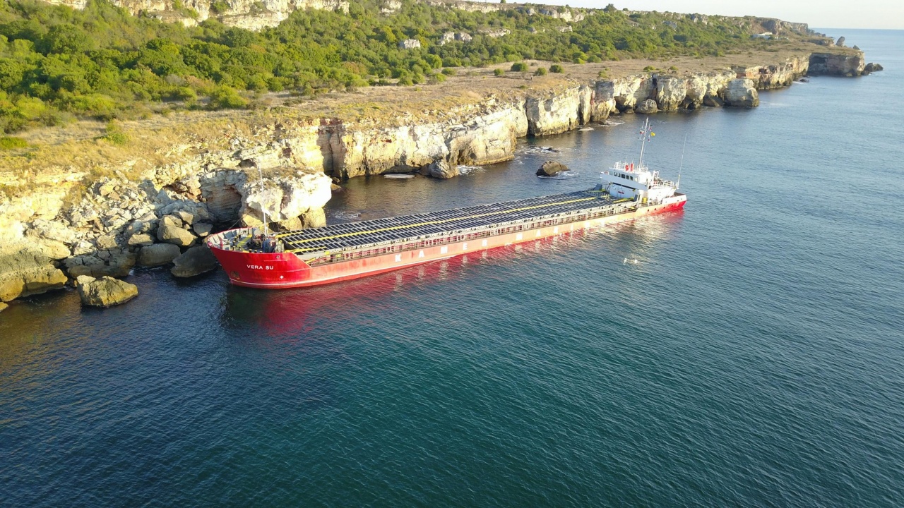 Карбамидът на кораба Vera Su не е опасен товар според европейските нормативни документи