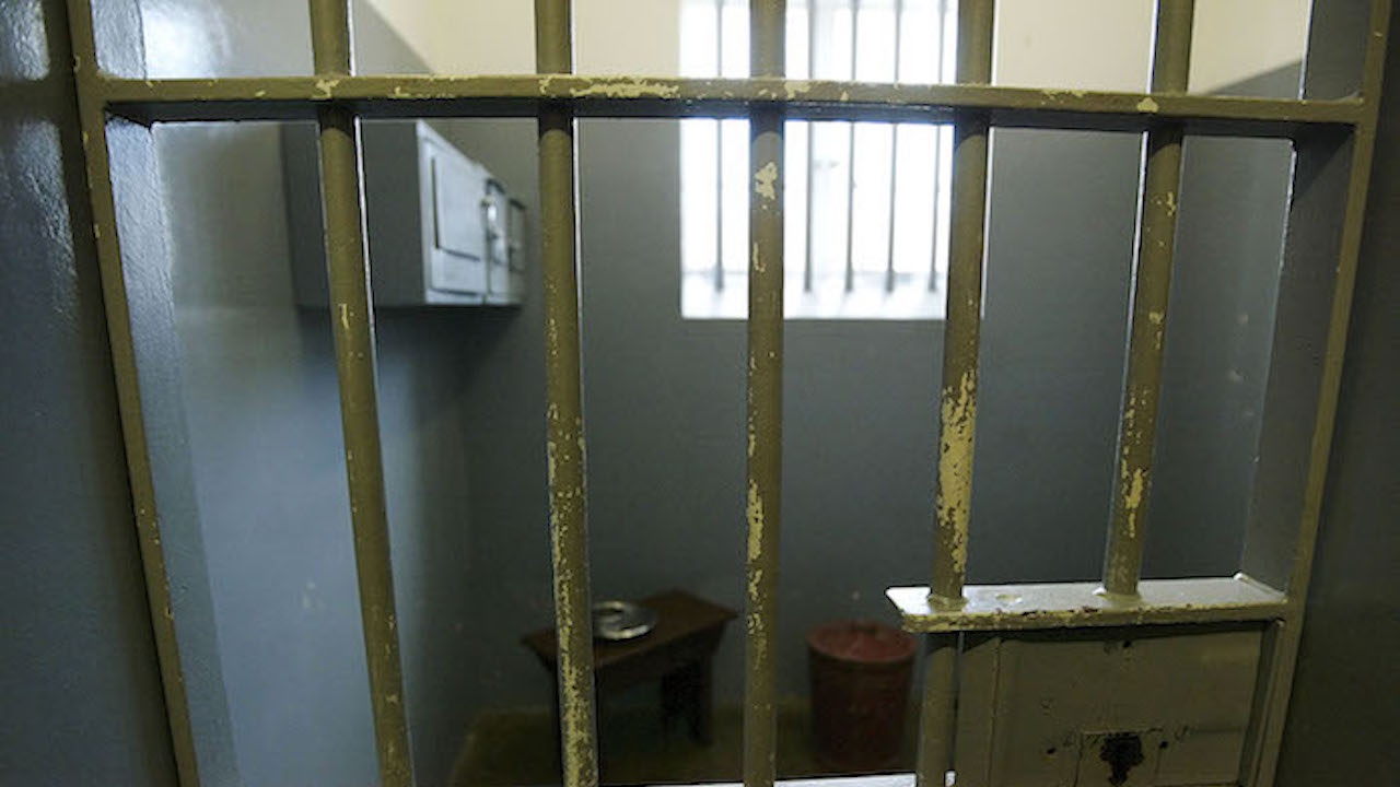 Сливенската прокуратура задържа за 72 часа мъжа, обвинен в убийството на баща си