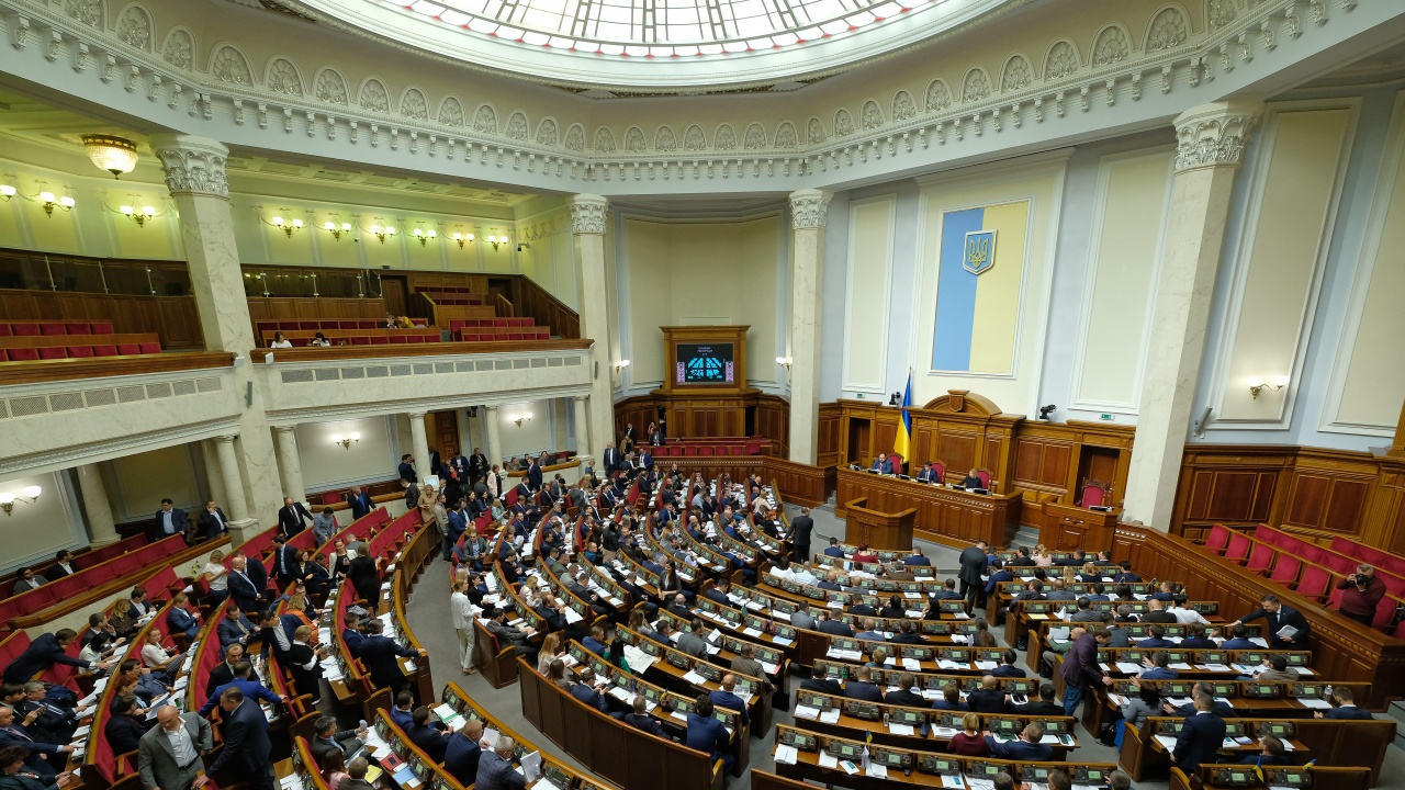 Парламентът на Украйна има нов председател