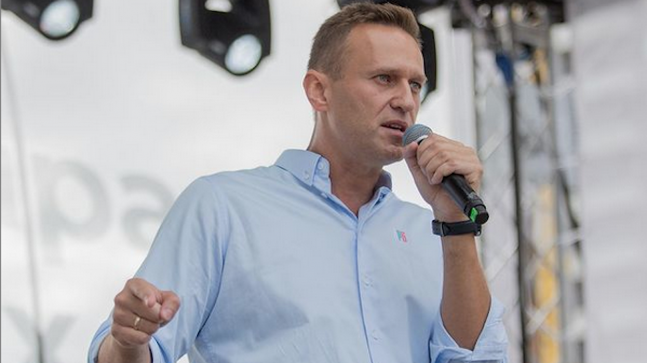 Руски съд ограничи свободата на лекарка, лекувала и подкрепяла Навални