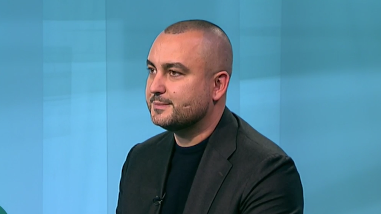 Александър Иванов: Авансовите плащания към строителните фирми гарантират закупуването на материали
