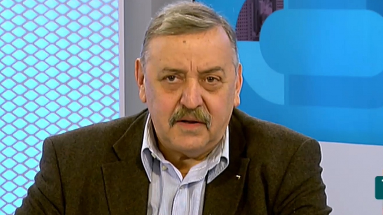 Проф. Кантарджиев: За 4 дни имаме умрели, колкото за цял октомври преди година. Плашещо е