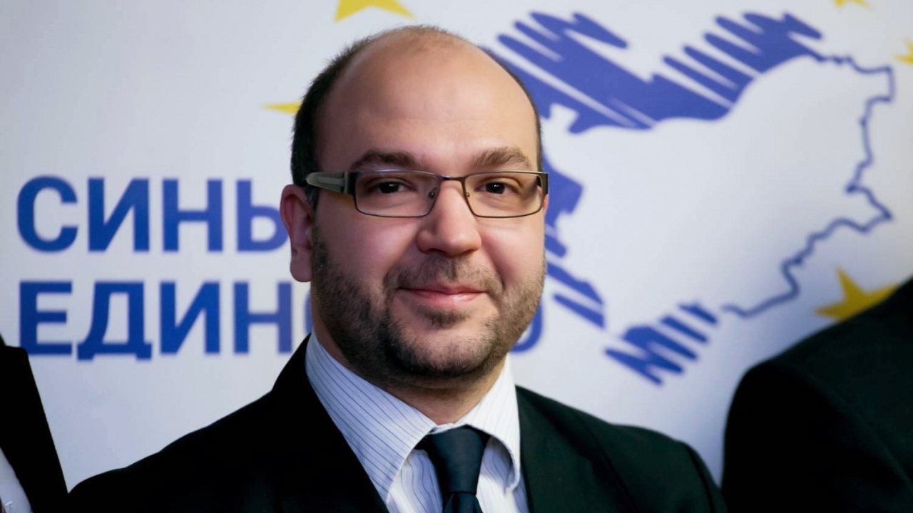 Христо Панчугов пред novini.bg: Протестните партии сами убиха доверието и надеждите на хората към тях