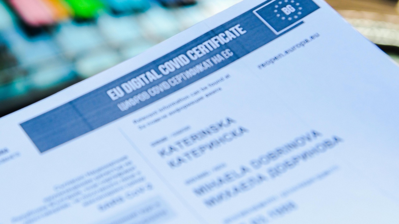 Потребителите свалиха над 56 000 сертификата, злонамереният трафик срещу НЗИС продължава