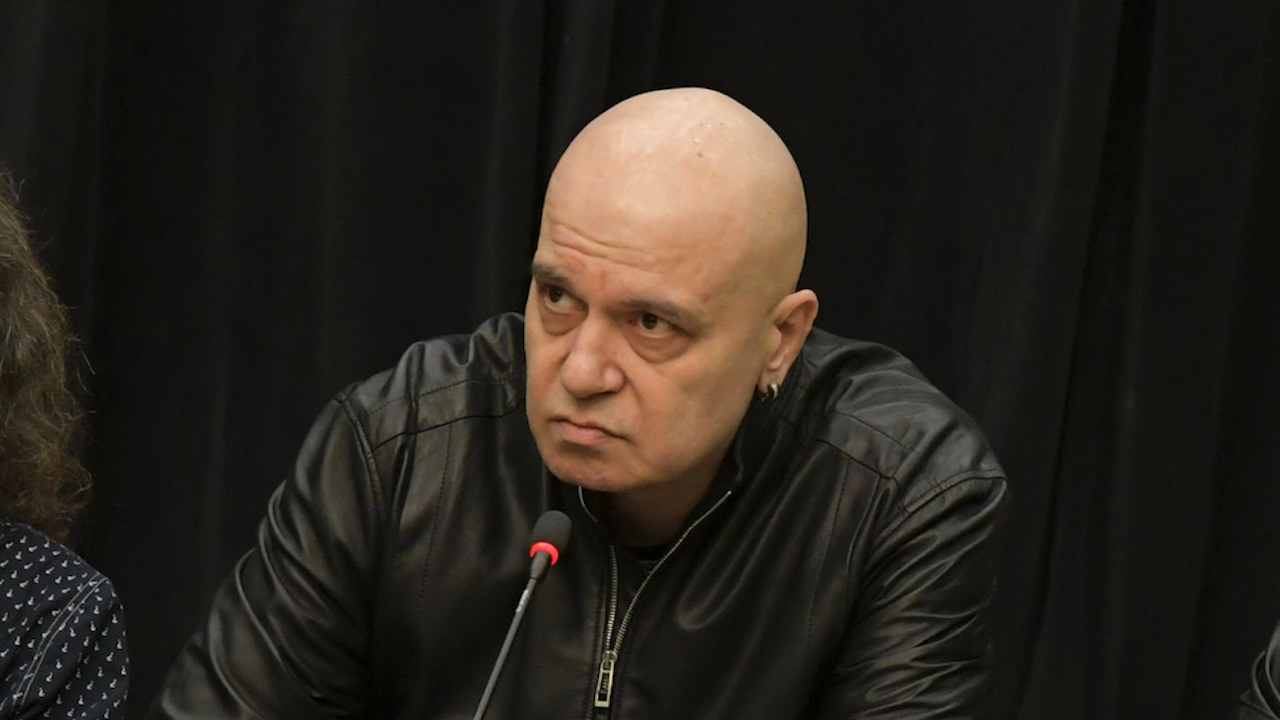 Слави Трифонов с трогателно писмо до Златните момичета