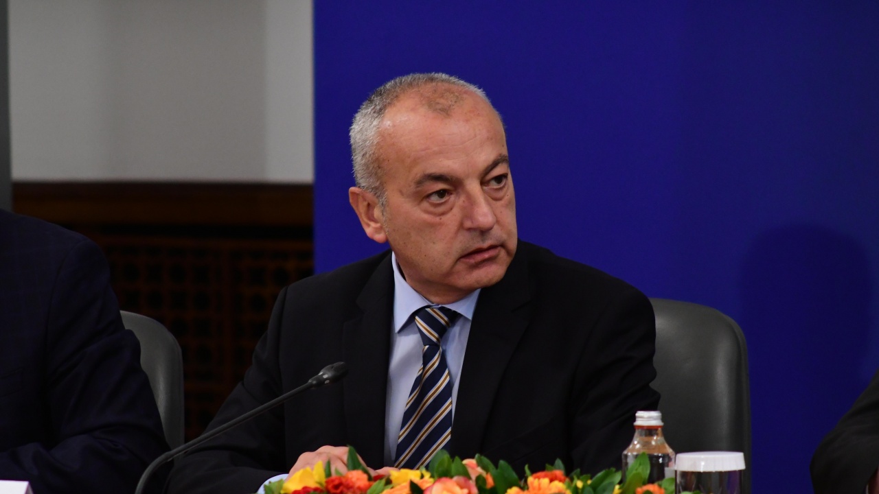 Министър Донев утвърди заповед за определяне на коефициента на трудов травматизъм по икономически дейности за 2022 г.