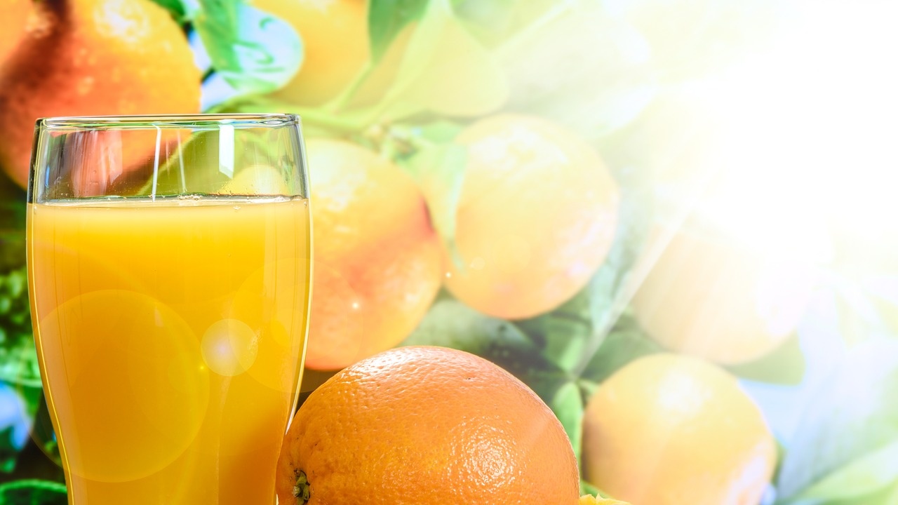 Чаша портокалов сок понижава кръвното налягане