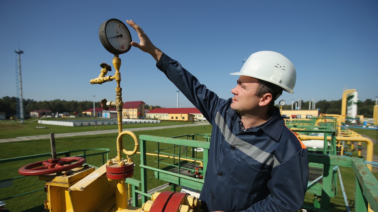 Руското посолство: "Газпром" увеличи количествата газ за България на по-ниска цена 