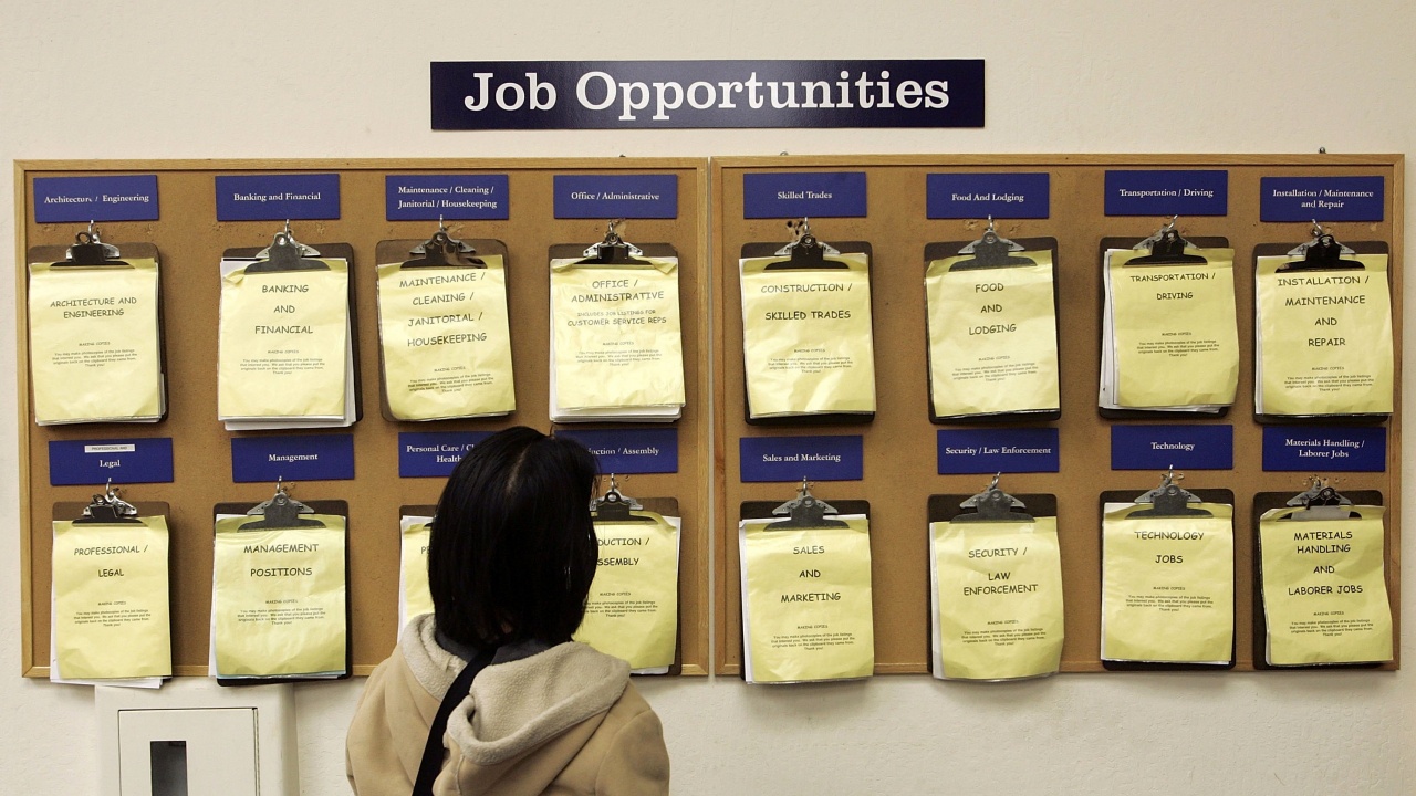 Ръст с 531 хиляди на новозаетите в САЩ през октомври и спад на безработицата до 4,6%