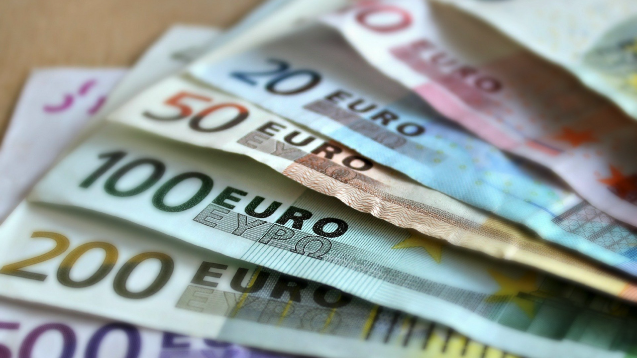 ЕК одобри българска схема за компенсиране на заплатите в размер на 51 млн. евро