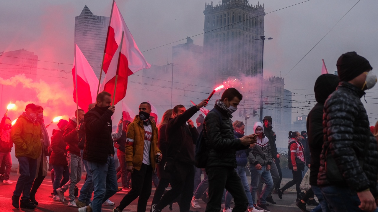 Крайнодесни преминаха през Варшава. Нямаше инциденти