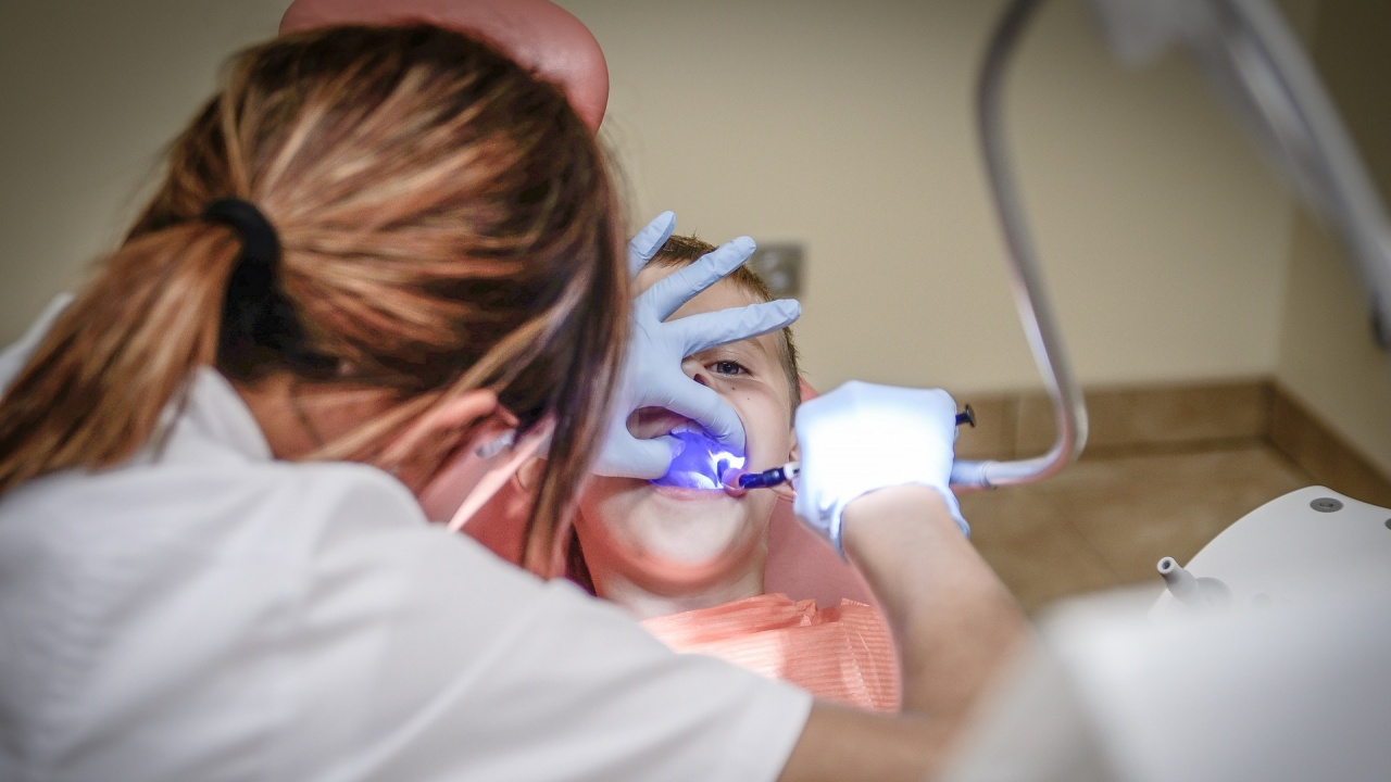 Видински стоматолози участват в кампанията за силанизация на детските зъби