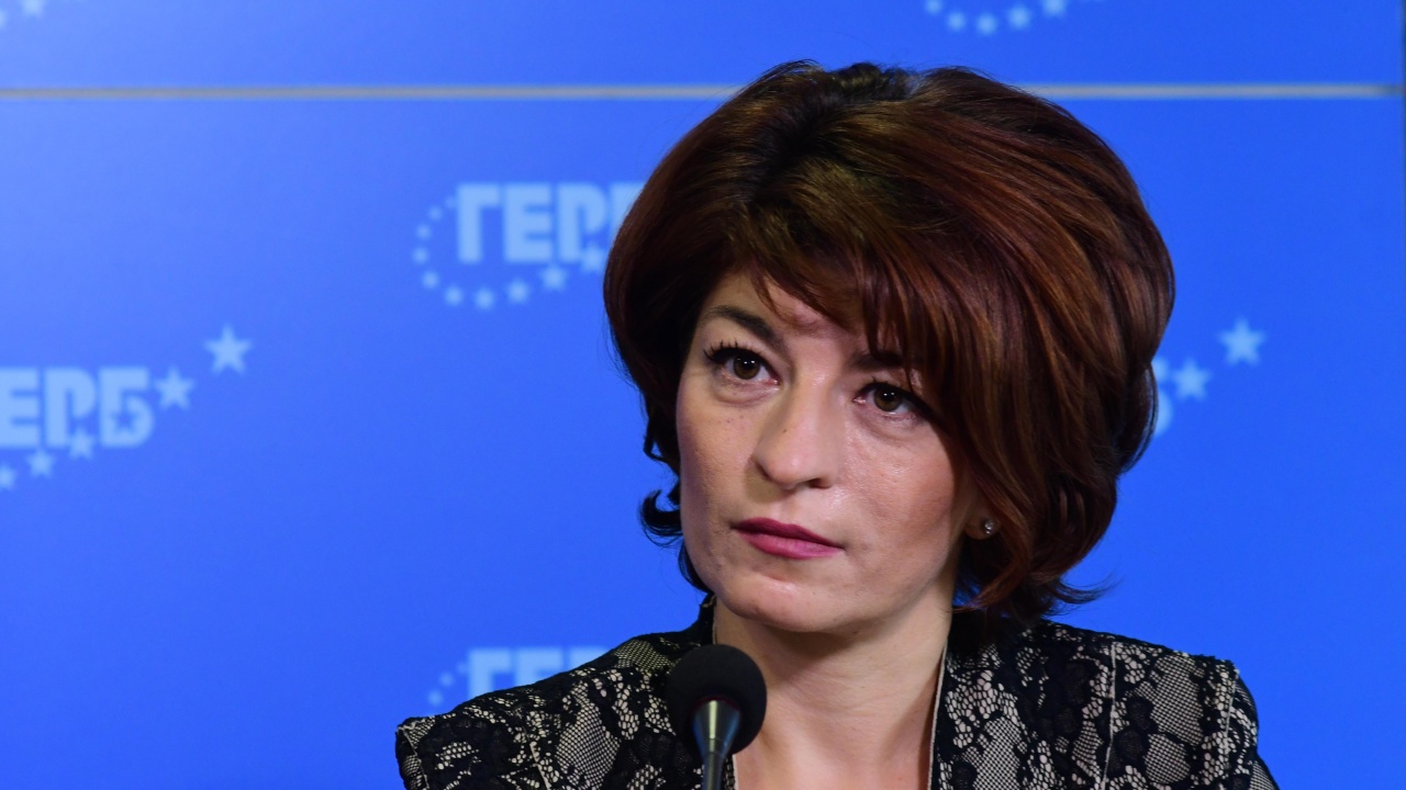ГЕРБ не се страхува да бъде опозиция, заяви Десислава Атанасова