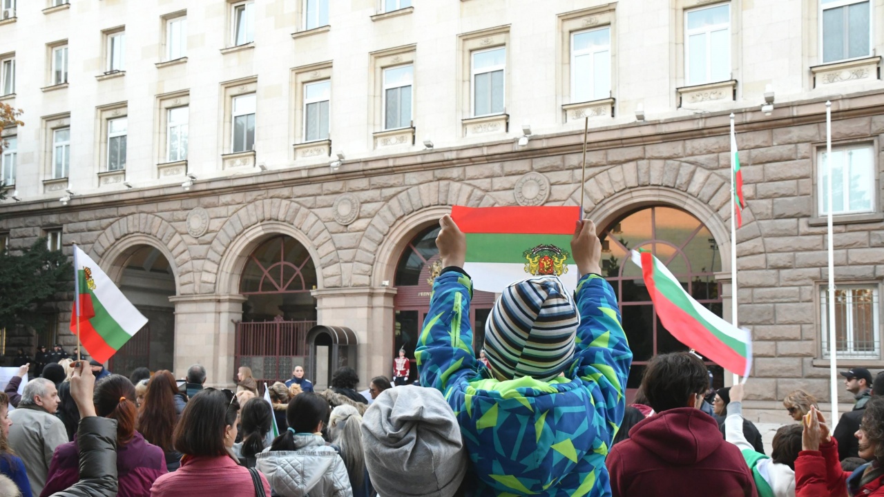 Родители на протест пред Президентството в събота