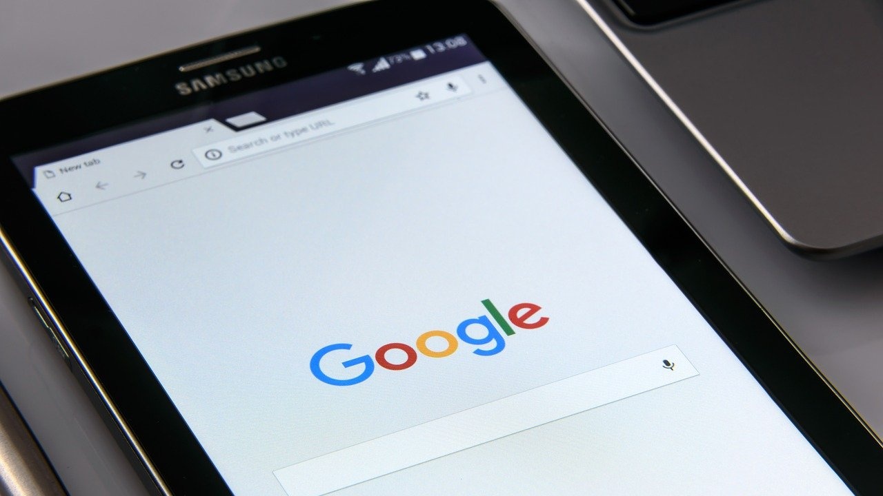 Google сключи споразумение с АФП да плаща за съдържанието на френската информационна агенция 