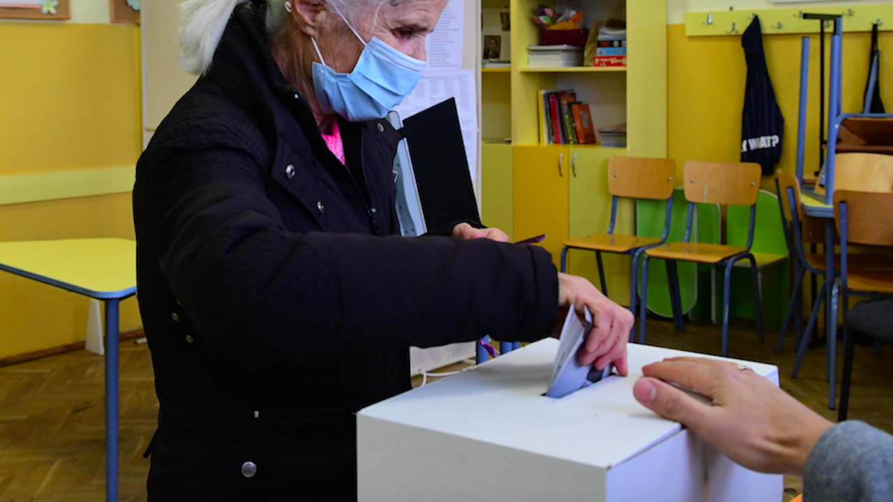 В област Сливен избирателната активност към 11.00 часа е по-висока в сравнение с първия тур - 8.29 процента