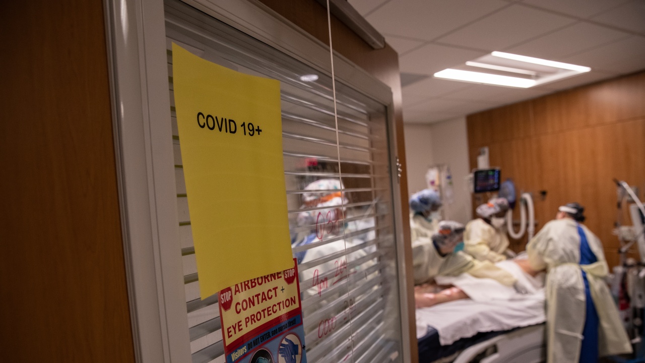 Нидерландия транспортира пациенти с COVID-19 в Германия заради препълнени болници