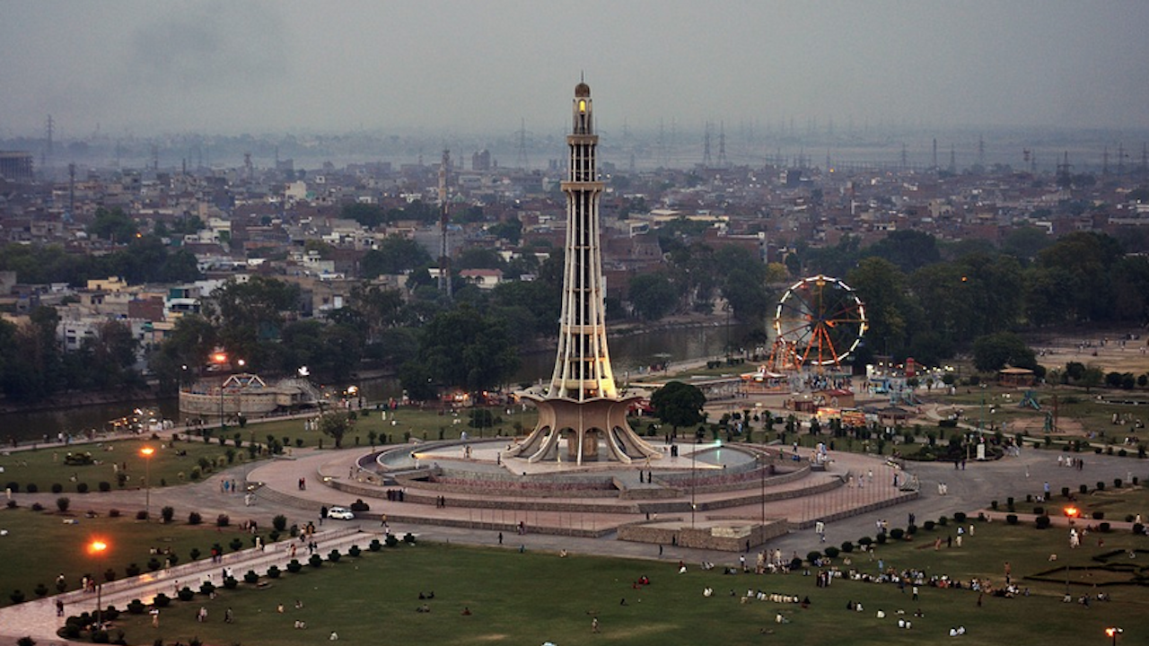 Град Лахор в Пакистан стана третият най-замърсен в света